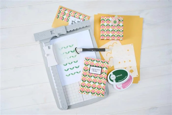 Print & Pattern Daisy Mini Layered Stencils (4 pack) - Catherine Pooler - Sizzix