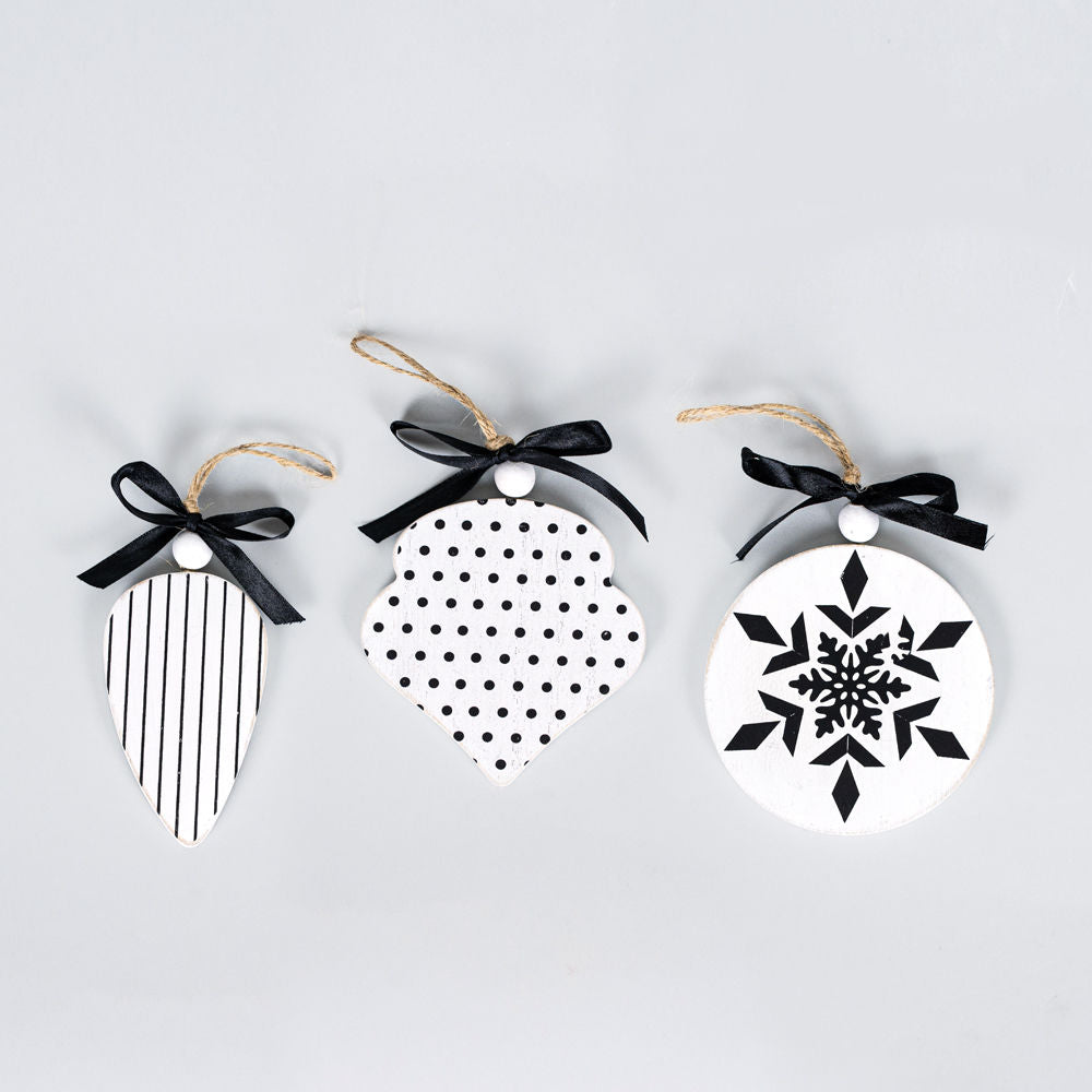 5x5 Wood Ornament Set - Believe In Kindness