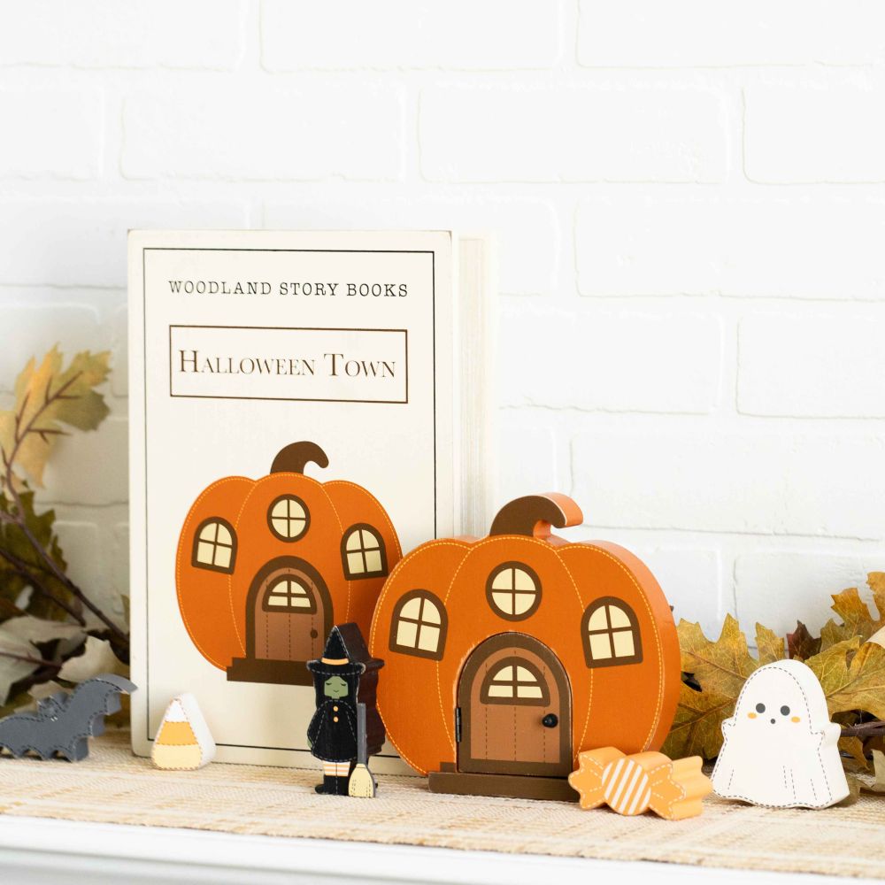 Halloween Town Woodland Story Book Set