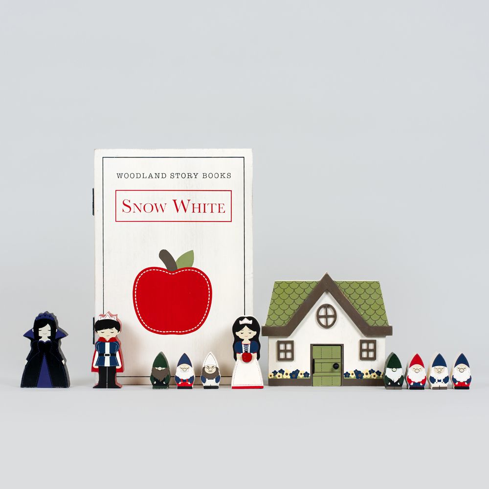 Storybook Set Snow White Wooden Storybook Set - 12 Piece Decorative Collection