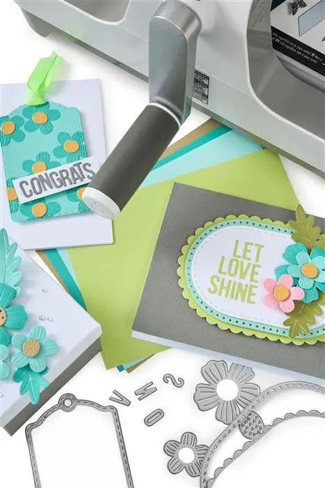 Big Shot Machine Starter Kit - Sizzix