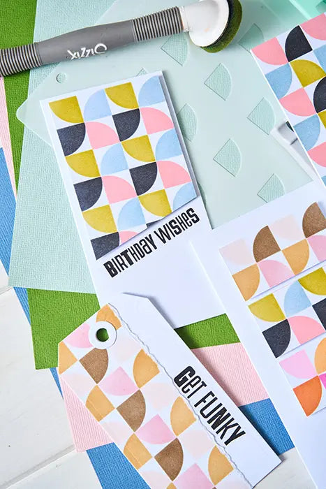 Candy Kitsch Rotating Stencil Set - Sizzix