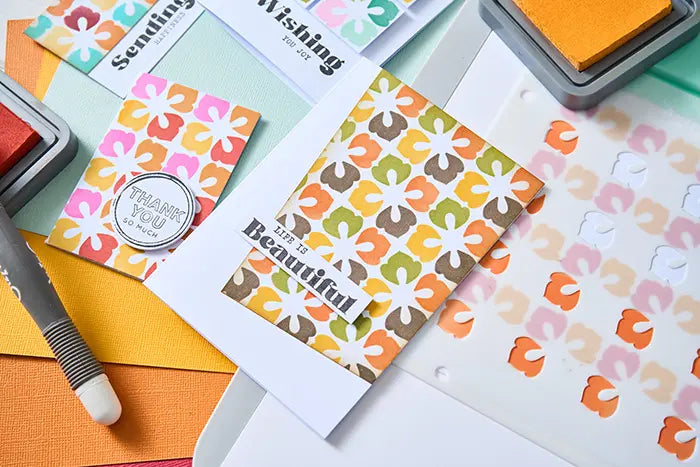 Flower Power Rotating Stencil Set - Sizzix