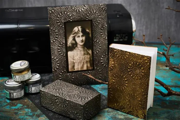 Kaleidoscope 3-D Texture Fades Embossing Folder, Large/A5 - Back from the Vault - Tim Holtz - Sizzix