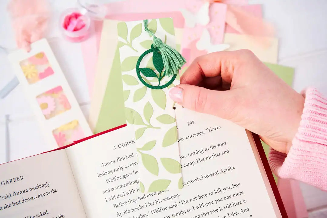 View 4 of Pockets and Toppers Bookmark Thinlits Die Set - Eileen Hull - Sizzix