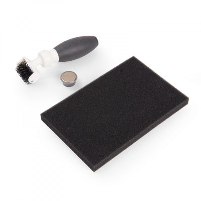 Sizzix Accessory - Die Brush w/Magnetic Pickup Tool